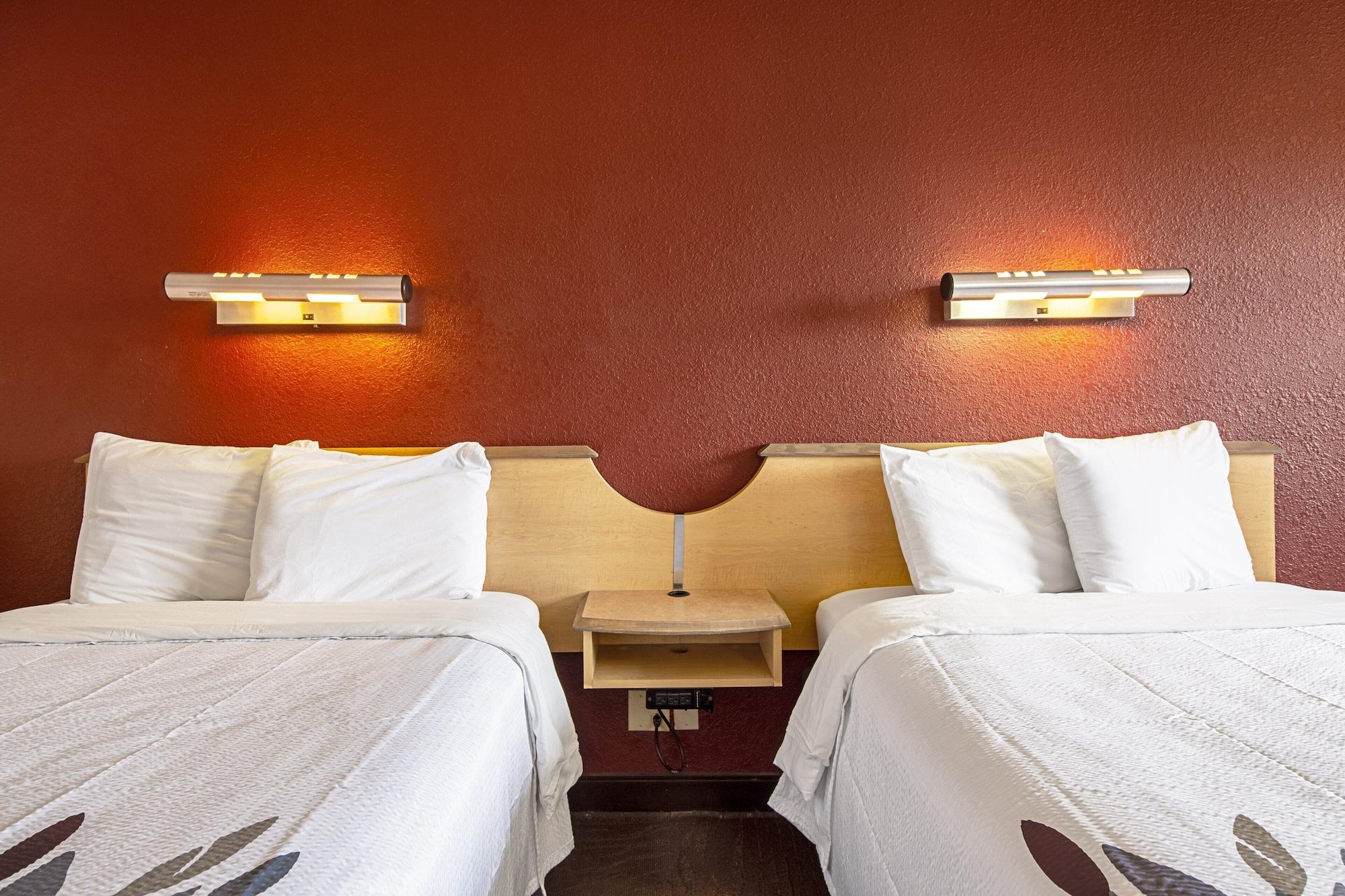 Red Roof Inn Джонсон Сити Экстерьер фото
