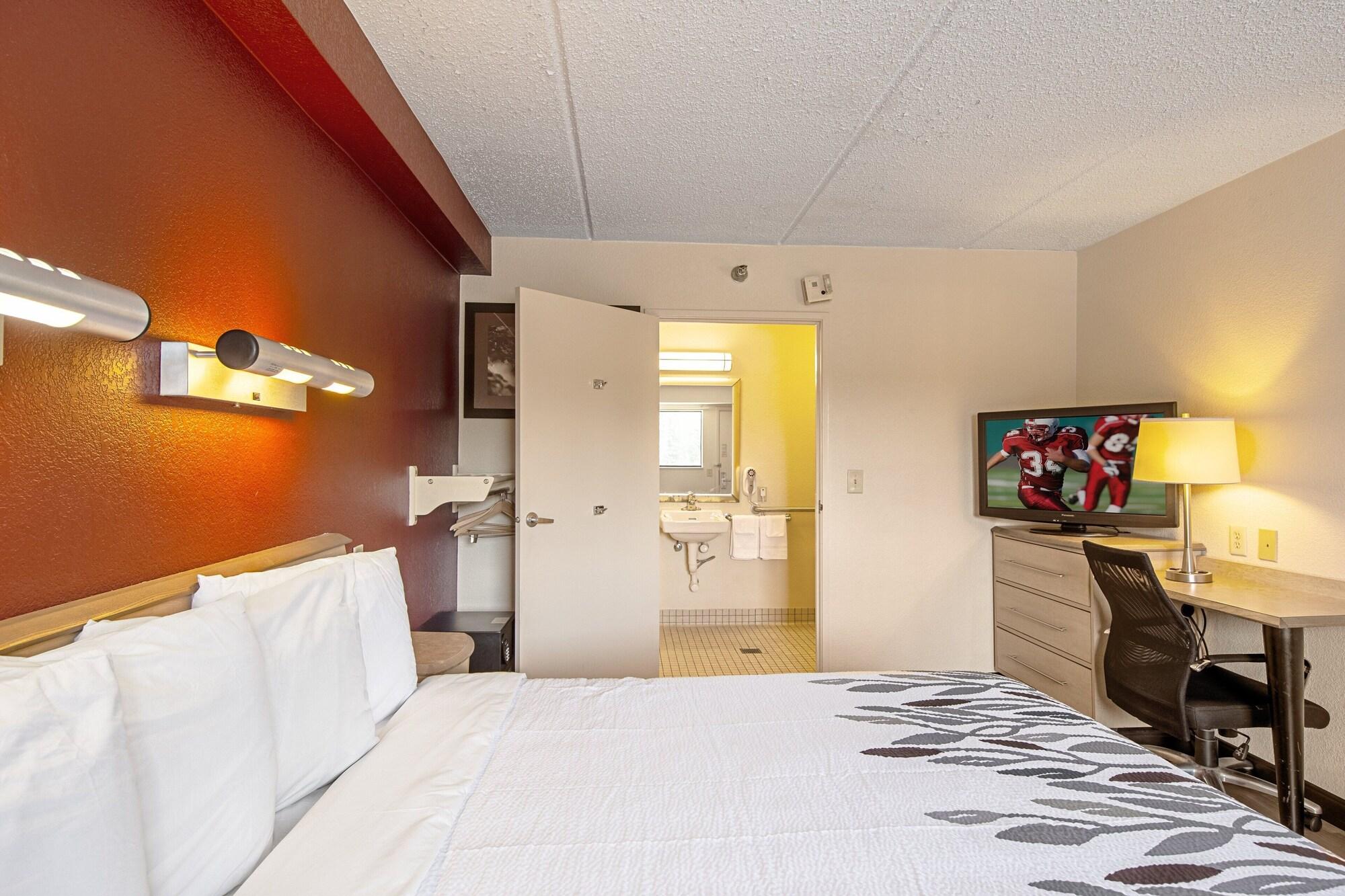Red Roof Inn Джонсон Сити Экстерьер фото