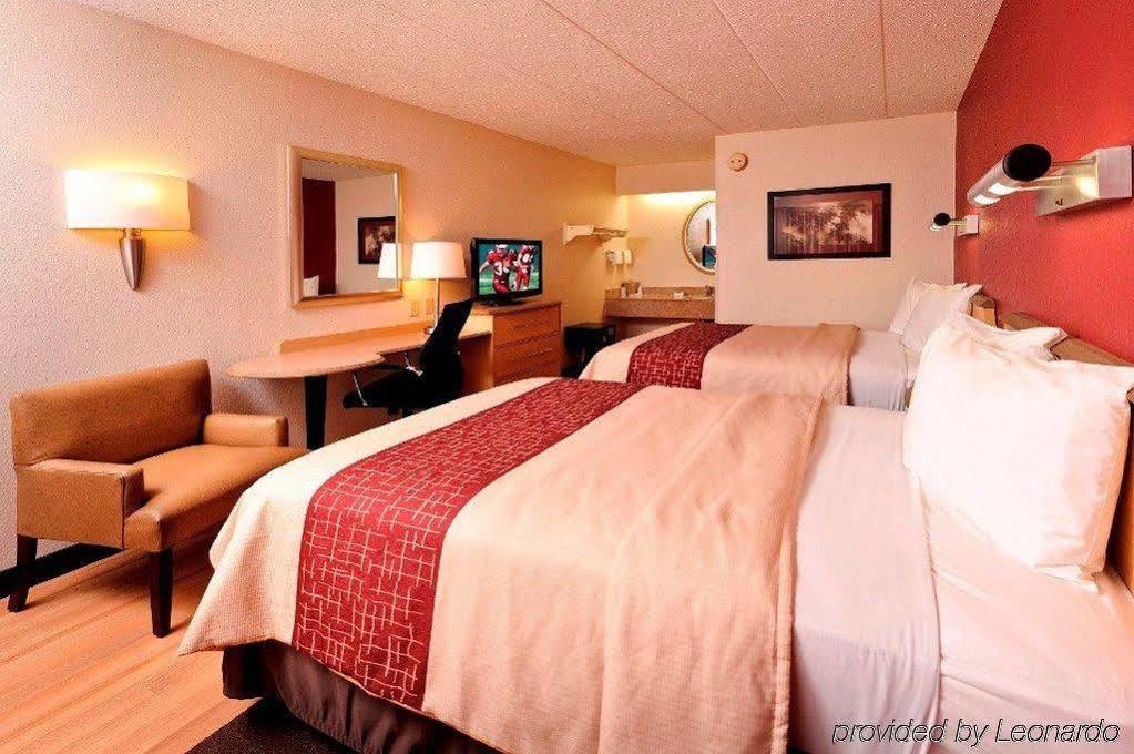 Red Roof Inn Джонсон Сити Экстерьер фото