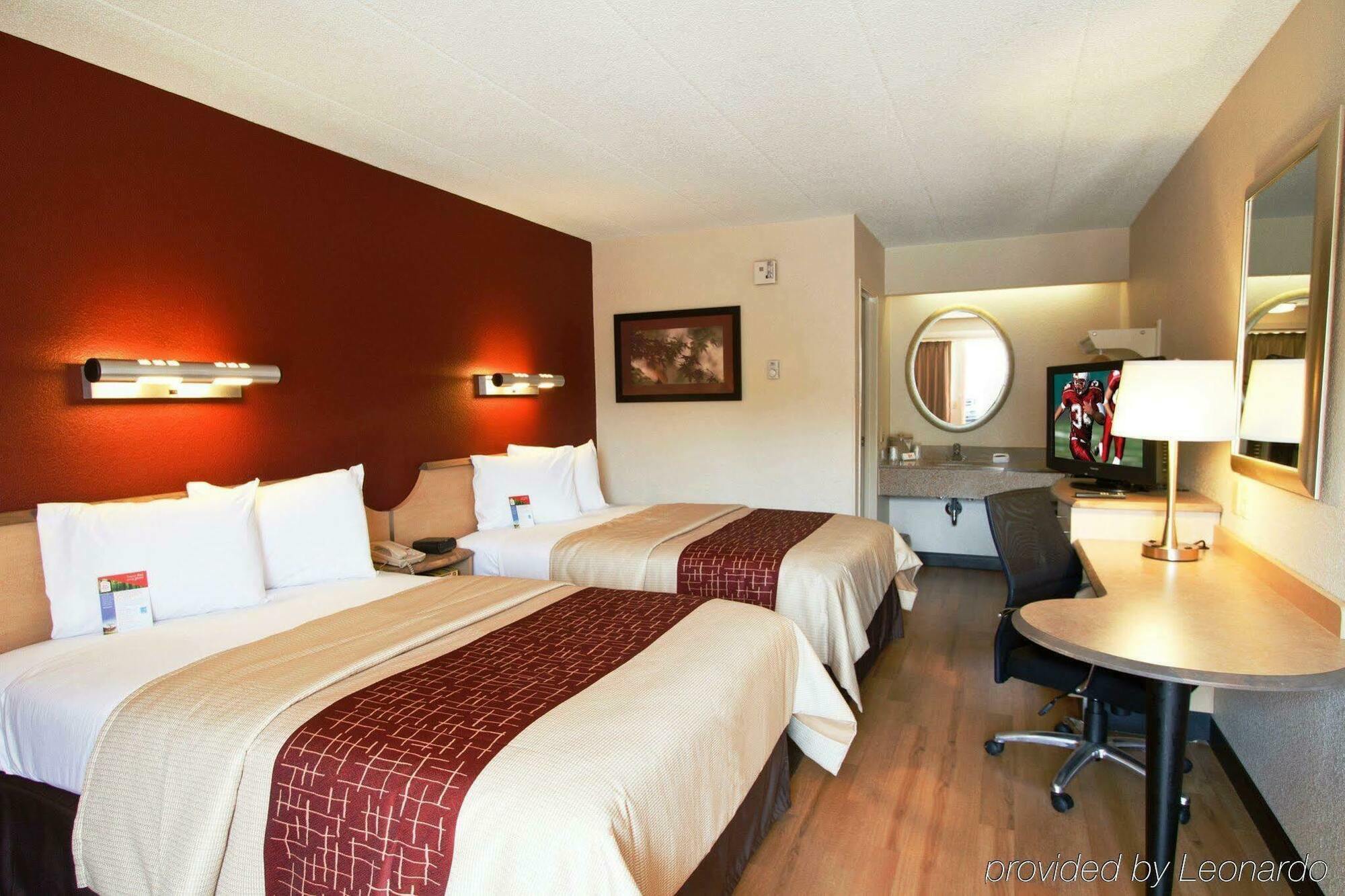 Red Roof Inn Джонсон Сити Экстерьер фото